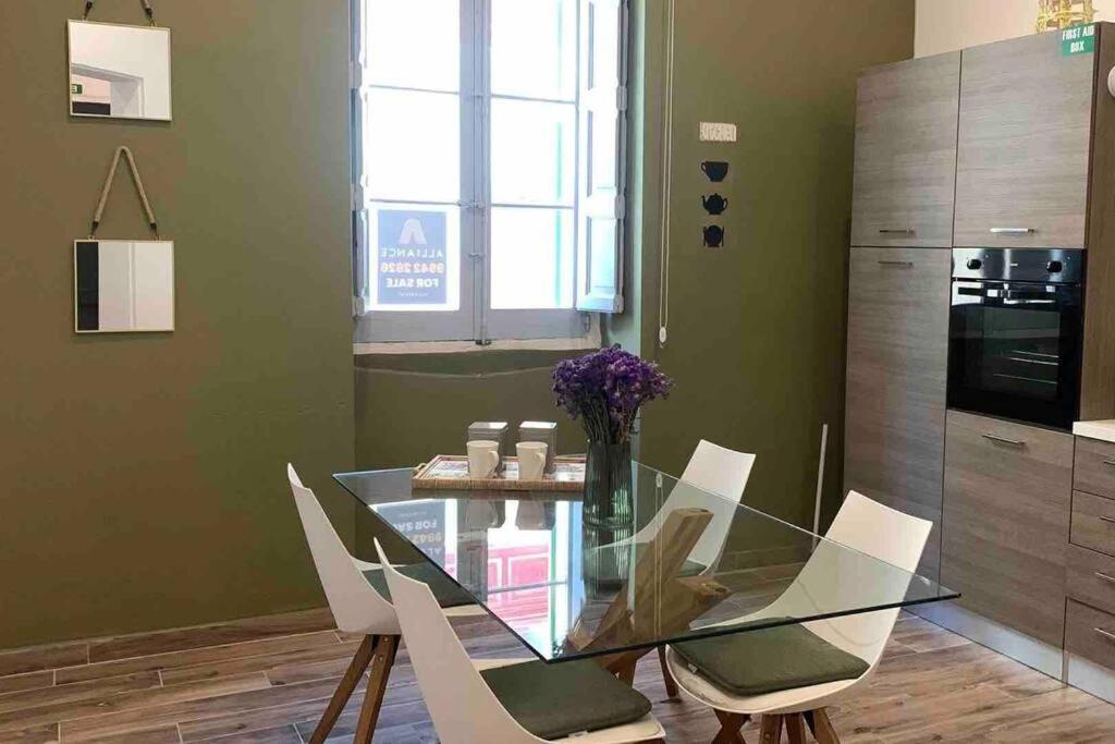 Appartement Sliema - 2 Mins From The Beach Extérieur photo
