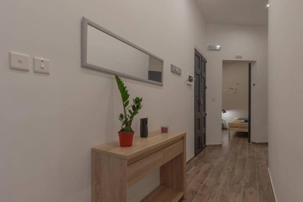 Appartement Sliema - 2 Mins From The Beach Extérieur photo